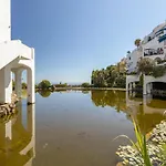 아파트 Capistrano Playa *